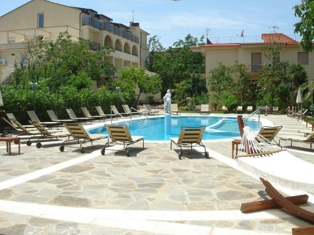 Hotel Sant'Agata Sant'Agata sui due Golfi Bagian luar foto